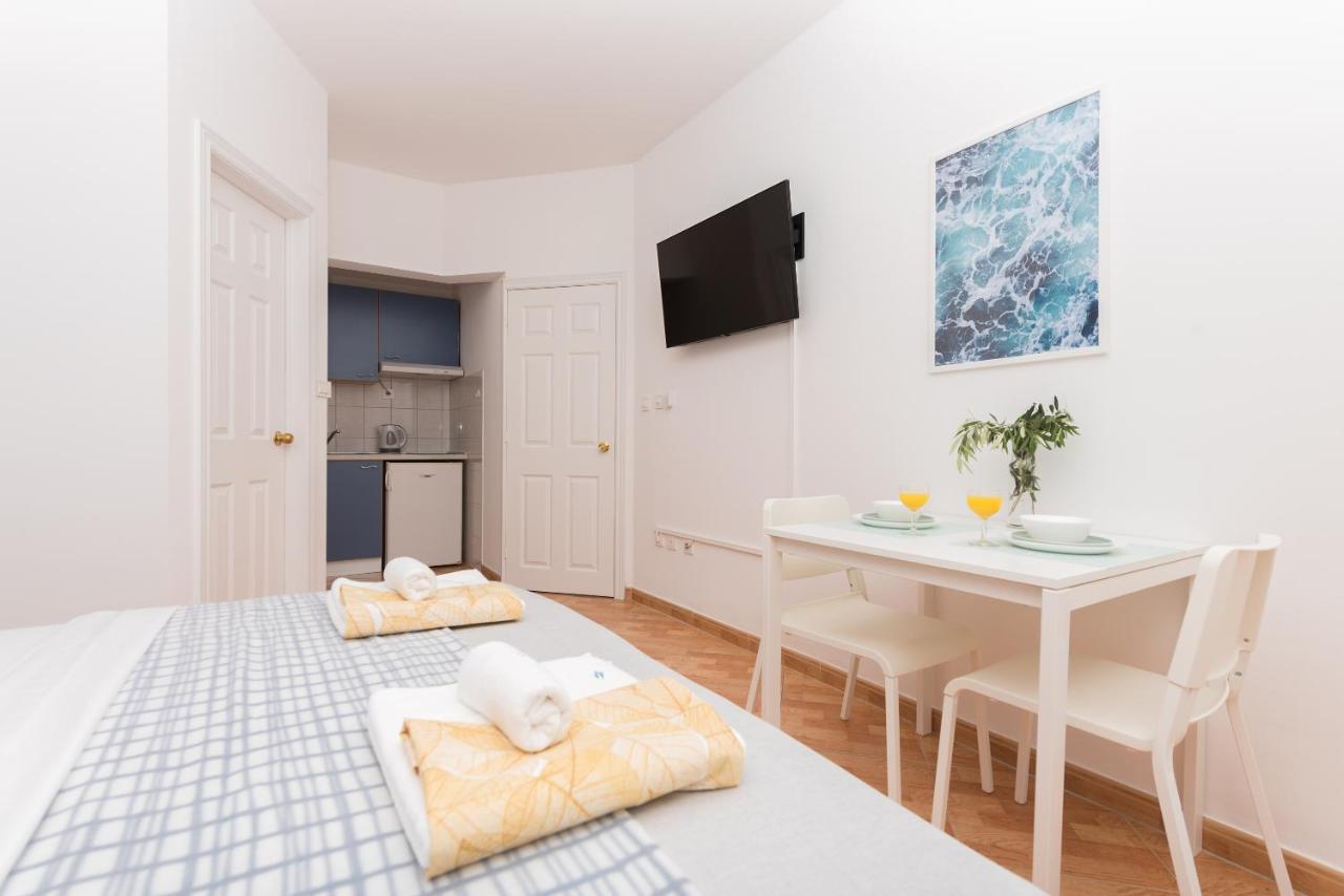 Vila Marina Sea&City View Makarska Room photo
