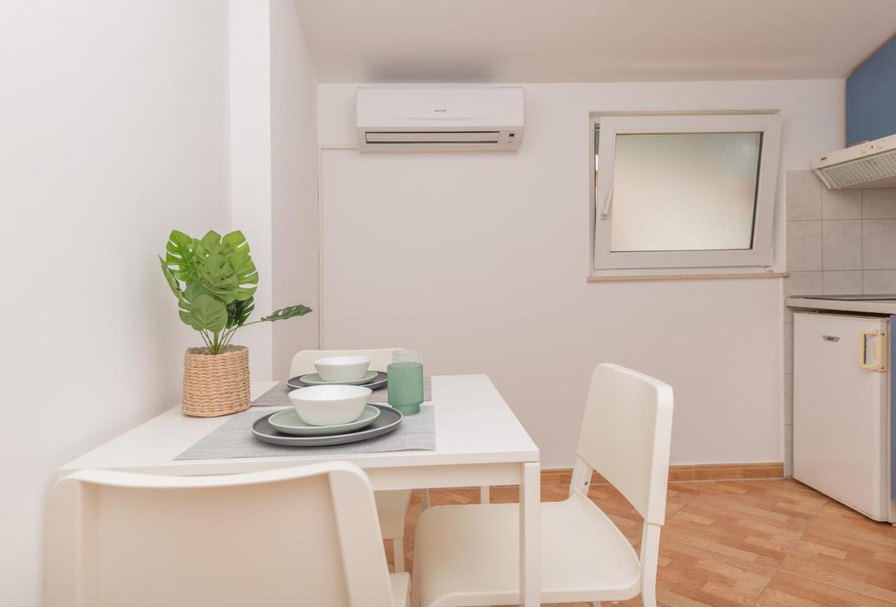 Vila Marina Sea&City View Makarska Room photo