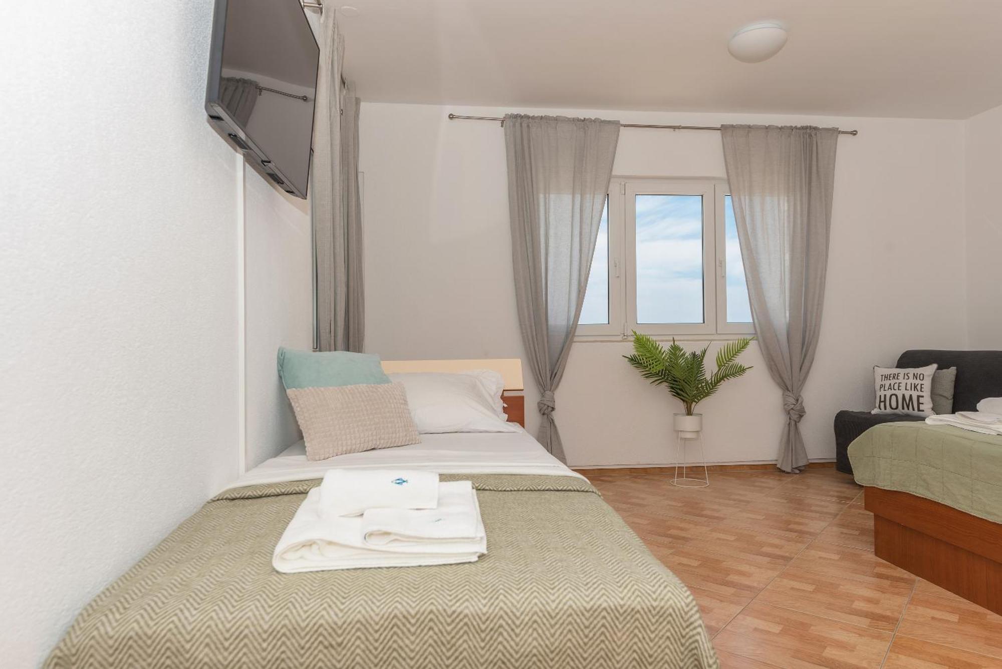 Vila Marina Sea&City View Makarska Room photo
