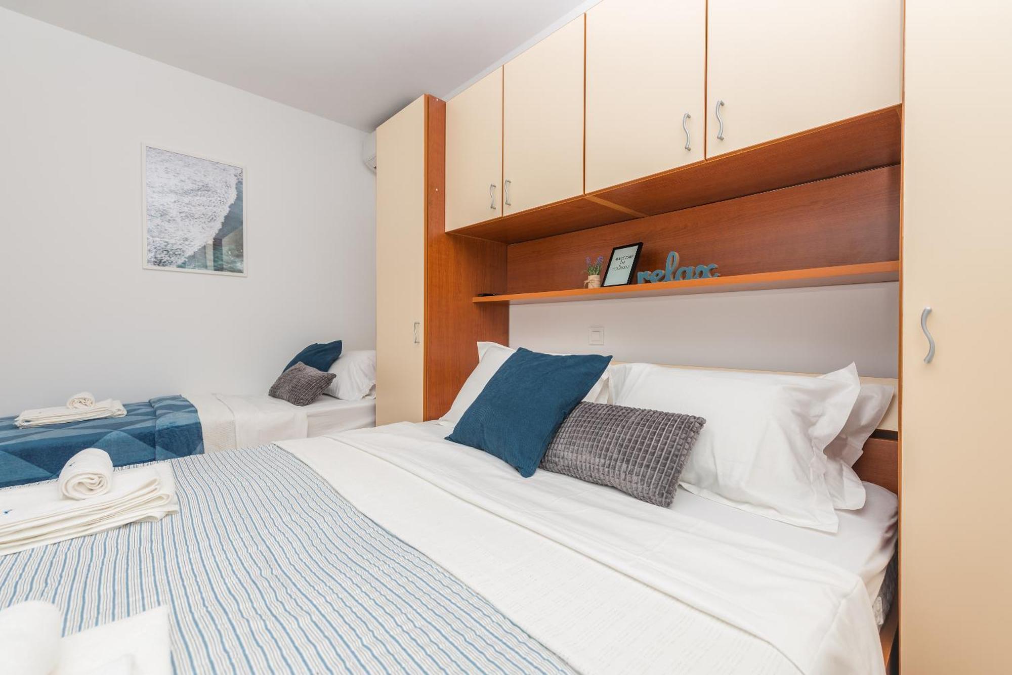 Vila Marina Sea&City View Makarska Room photo