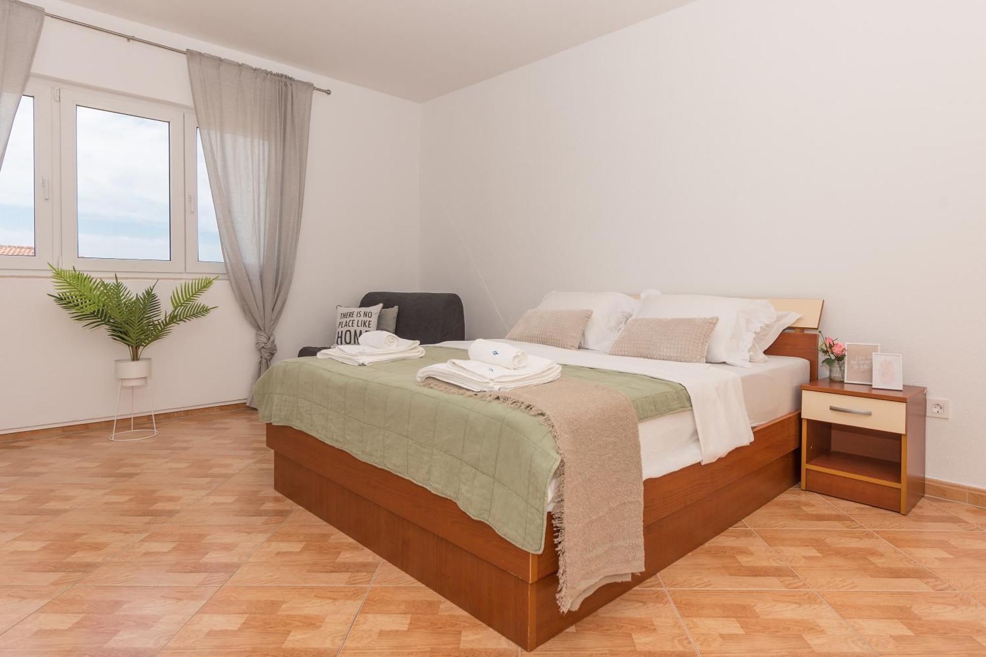 Vila Marina Sea&City View Makarska Room photo