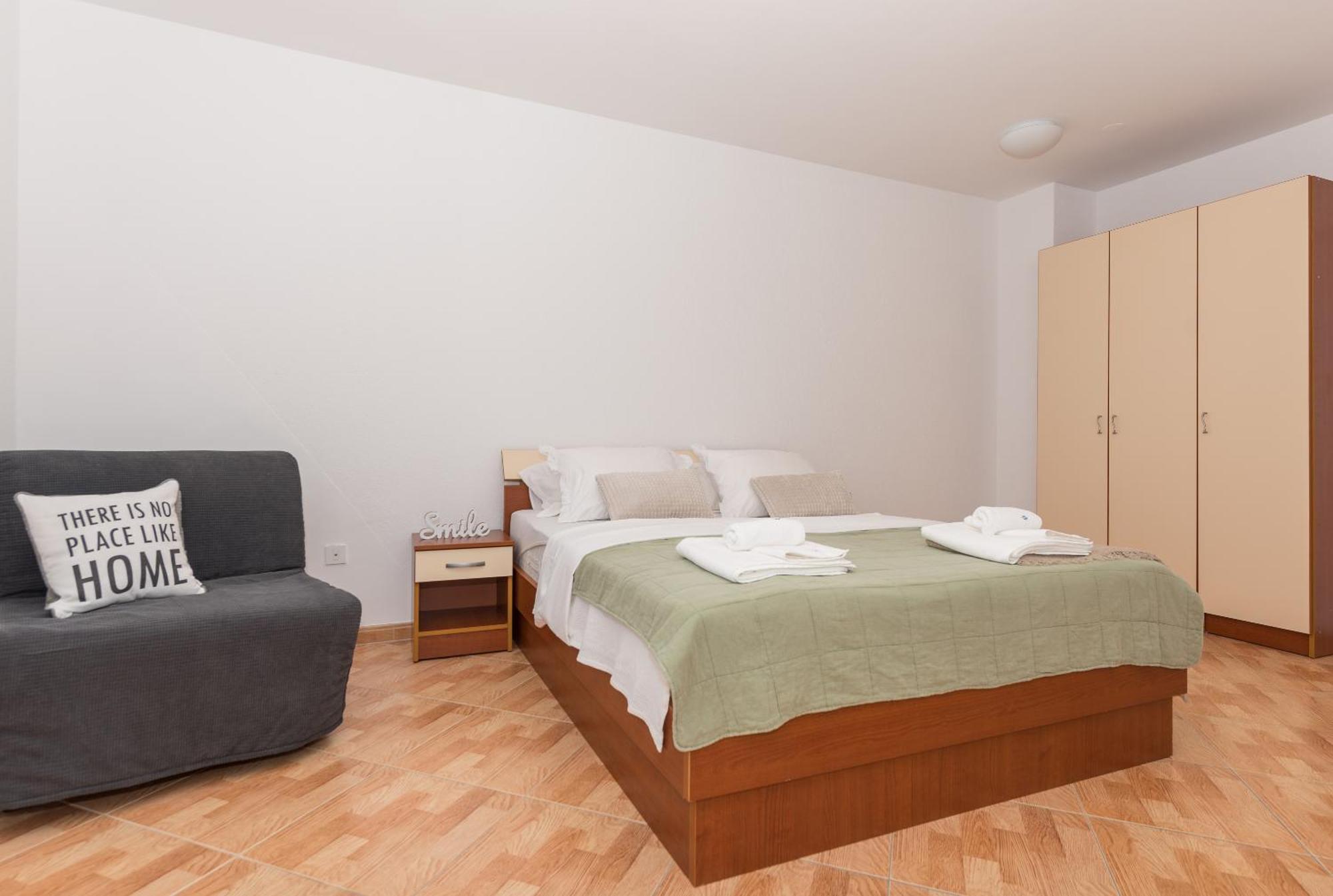 Vila Marina Sea&City View Makarska Room photo